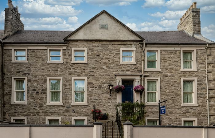 Inglestone House Guest House