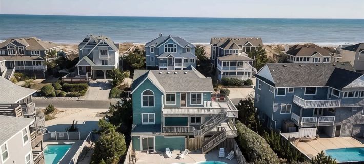 Corolla Sunset: Semi-Oceanfront and the Cleanest Home on the Beach! Hotels in Corolla