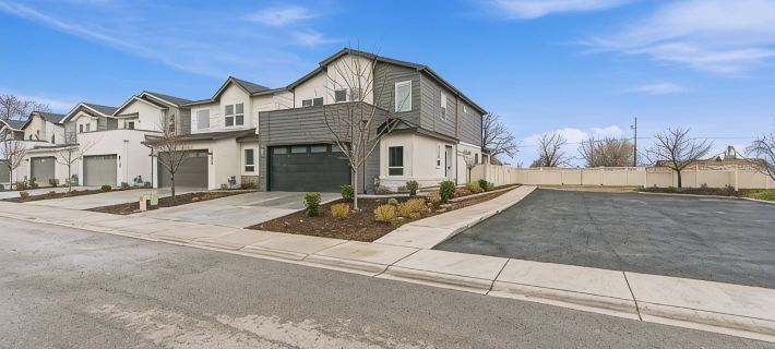 Modern Meridian Retreat - Spacious 4 Bedroom - Walkable Downtown Ξενοδοχεία στην πόλη Ada County