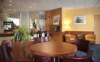 Brit Hotel Saint Malo – le Transat - bar