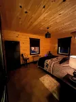 Cozy cabin with in the heart of Benezette, 1 mile from viewing center. - Chalets