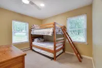 Fabulous 4-bedroom house with AC in Lackawaxen