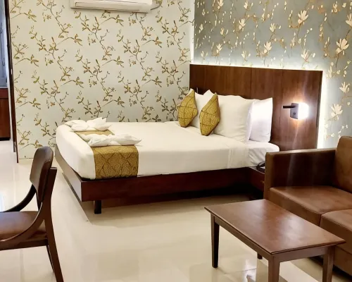 Hotel Madhuban Hotels in Valsad