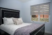 Charming 1 bedroom 1 bathroom guest house with AC, WiFi in brilliant Glendale