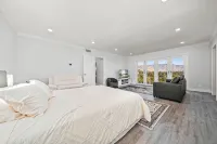 Enchanting 4-bedroom house with panoramic view in Pasadena. - balcón