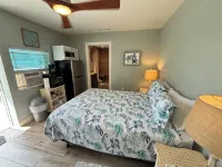 Amazing Private Suite Large Bathroom 3.3mi to Beach Close 2 Everything Updated - Apartments