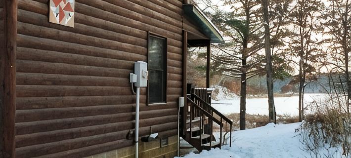 Lakeside Log Cabin + Hot Tub バーネットのホテル
