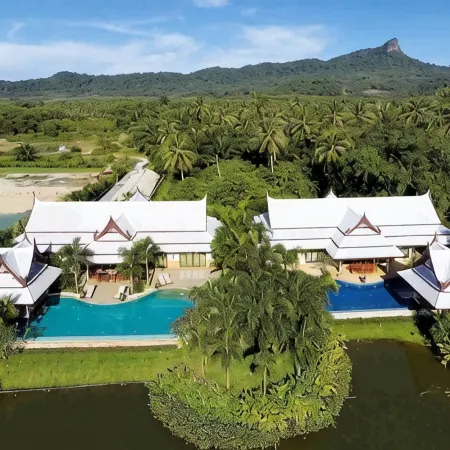 Saifon Villas - Luxurious Pool Villas