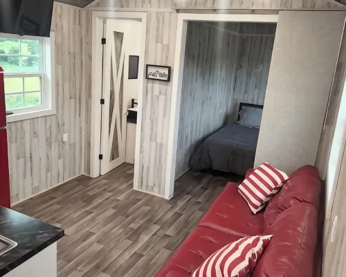 The Helen Hut-Brand New Modern Tiny Farmhouse! Ξενοδοχεία στην πόλη Compton