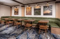 Fairfield Inn & Suites New Bedford - breakfast