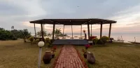 9 Huts on a Hill - Bãi đậu xe