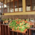 Green Hosta Hotel - parking