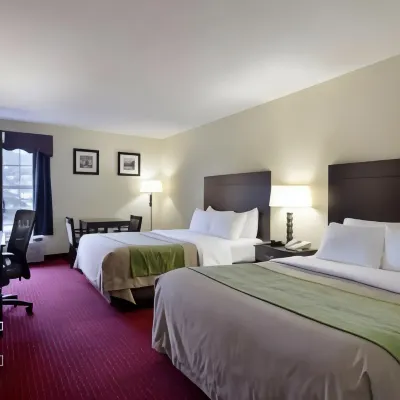 Quality Inn & Suites Little Rock West Hotels near Clinton Home
