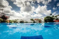 Aston Niu Manokwari Hotel & Conference Center - Pools