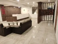 Hotel Luxura - Parkplatz