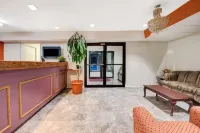 Super 8 by Wyndham Dallas South - Jacuzzi
