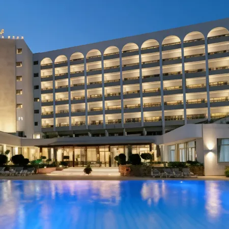 Ajax Hotel