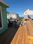 Semi Oceanfront 5 bedroom dog friendly cottage 10 feet to beach access