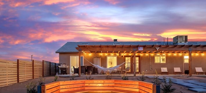 High Desert Hideout: Doma Aquaria Hotels in Joshua Tree
