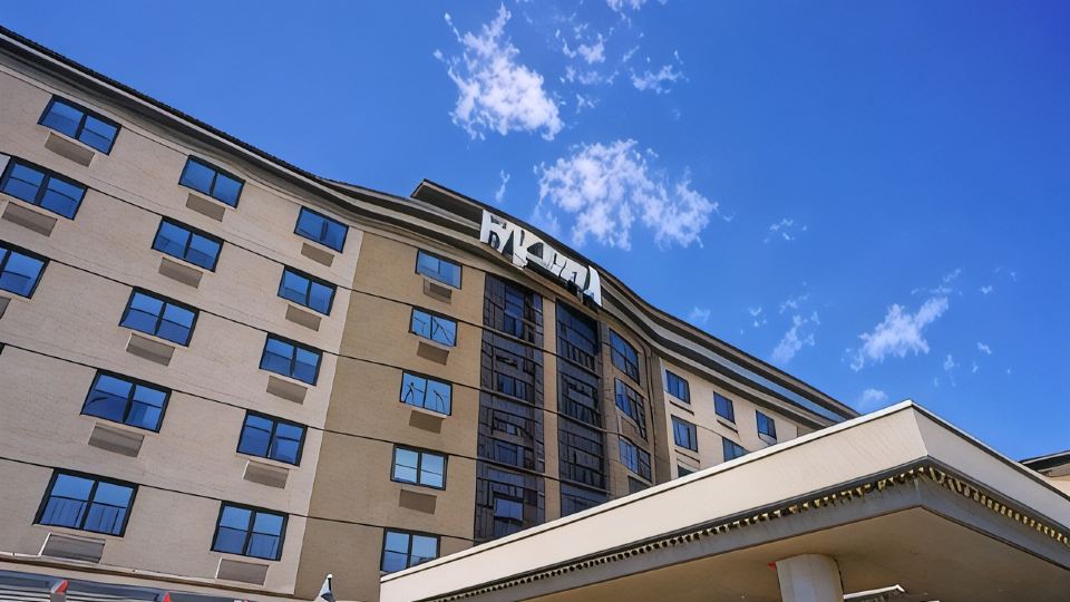 Hotel Must