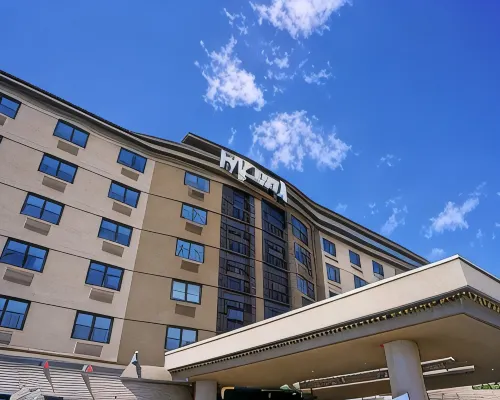 Hotel Must Отели рядом с достопримечательностью «Большая Аллея»