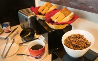Zoom Hotel Dharmahusada - breakfast