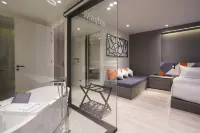 Maybis Hotel