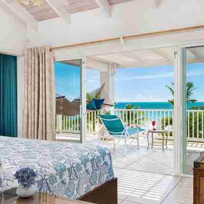Crystal Sands Beachfront Villa! Private Pool! Indescribable Views! Family Value! Rooms