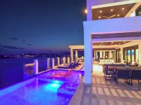 Luxury Villa in Cabrita Point- Sky View Villa with Pickleball & Basketball Court Hotels in Nazareth