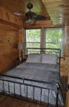 Amazing Views! Hot Tub!! Minutes from the Gorge!!! - 샬레 호텔