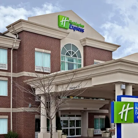 Holiday Inn Express & Suites FRANKFORT by IHG