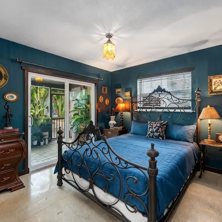 Private Oasis with Heated Pool, Pet Friendly