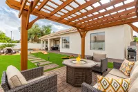 Edgemont Escape-  3 King Beds, Heated Pool*, Close to Spring Training,