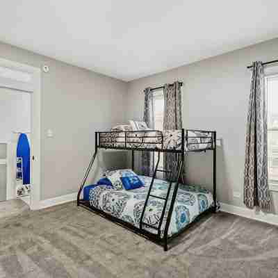 LOCATION! Walkable to inclines & stunning views Rooms