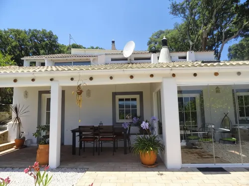 In Portugal, Algarve, large villa in Monchique, swimming pool, sauna, Jacuzzi - 4-Star