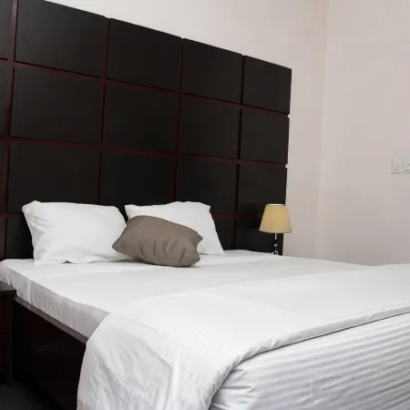 Crest Hotel