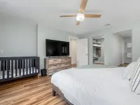 Fresno House|Pool|BBQ|Family-Friendly|Serene 3 Bed/2Bath - 4-Star