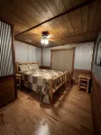 Lofty Lodge on the Bourbon Trail - 3-Star