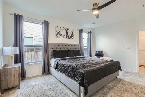Serenity Haven: Charming 5 Bed with Moden Amenities - 3-Sterne