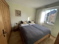 Quietly located vacation apartment with garden - 홈스테이