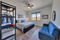 Luxury twin home.  Beautiful views. Private hot tub. Covered outside patio. - プライペートプール