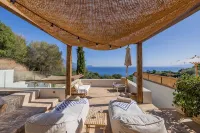 Eliámos Villas Hotel & Spa – Relais & Châteaux - 5-Star