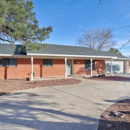Game Room - Mountain Views - King Bed - near Golf Course - Intel - Rust Medical