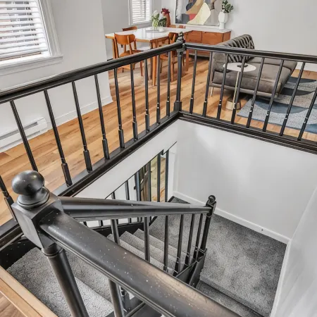 The Smith Victorian 2BR Brownstone Apartment