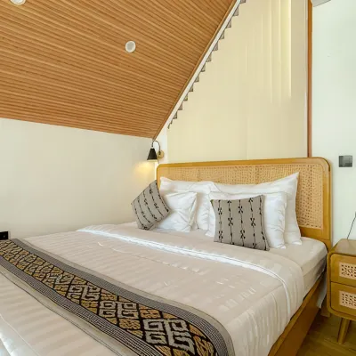 Anami Villa Jogja Hotels near Homestay Glamping Omah Sawah