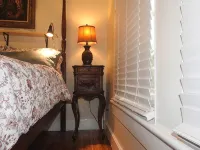 Charming 1920 s St. Augustine Home. One Small Pet Allowed - Bungalows