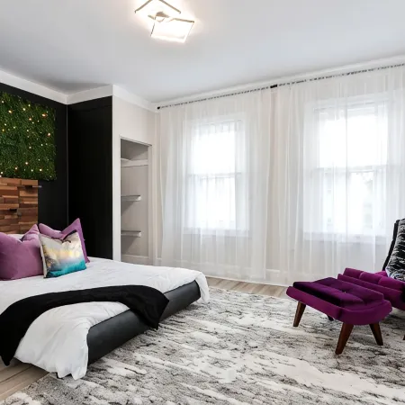 The Downtown Hive: Sophisticated stay steps from Main St Bethlehem!