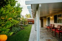 Spacious home 7 minutes away from the beach! - Wifi