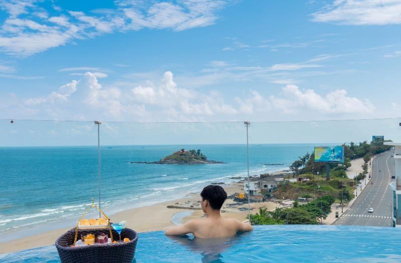 One Season Boutique Hotel Vung Tau - Beachfront photo 4