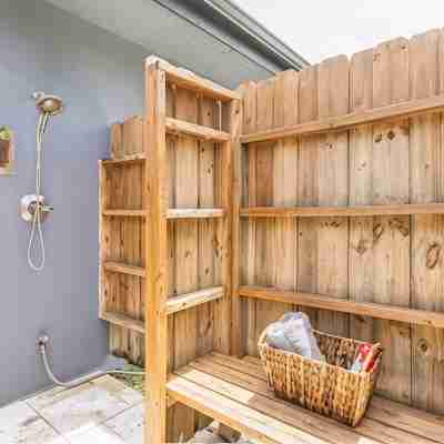 Family-Friendly 4Br 3BA Vacation Rental with Private Pool Near Hard Rock Casino Fitness & Recreational Facilities